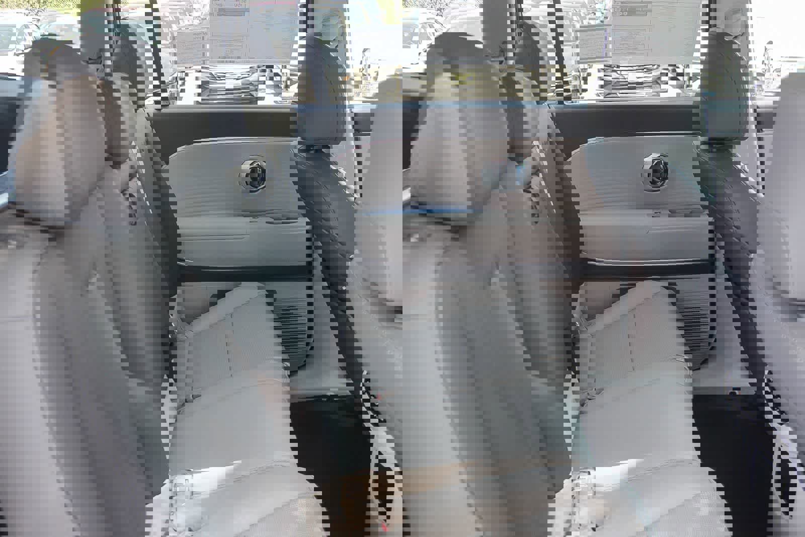 New 2026 Hyundai Ioniq 9 SEL image 16