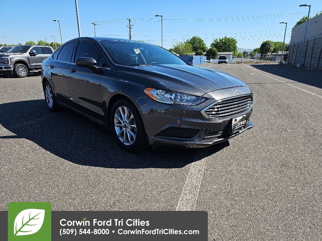 Used 2017 Ford Fusion SE