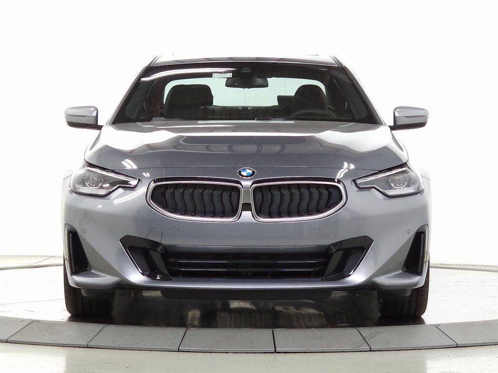 Used 2025 BMW 230i xDrive Coupe w/ Convenience Package image 2