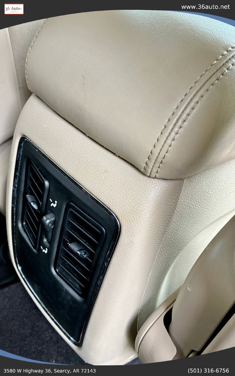 Used 2018 Jeep Grand Cherokee Laredo image 21