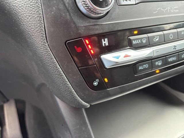 Used 2020 Ford Explorer XLT w/ Equipment Group 202A image 26