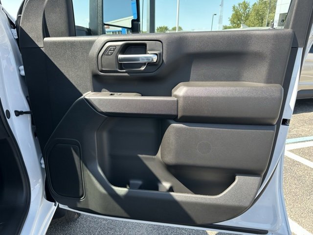 New 2026 Chevrolet Silverado 2500 Custom w/ Custom Value Package image 10
