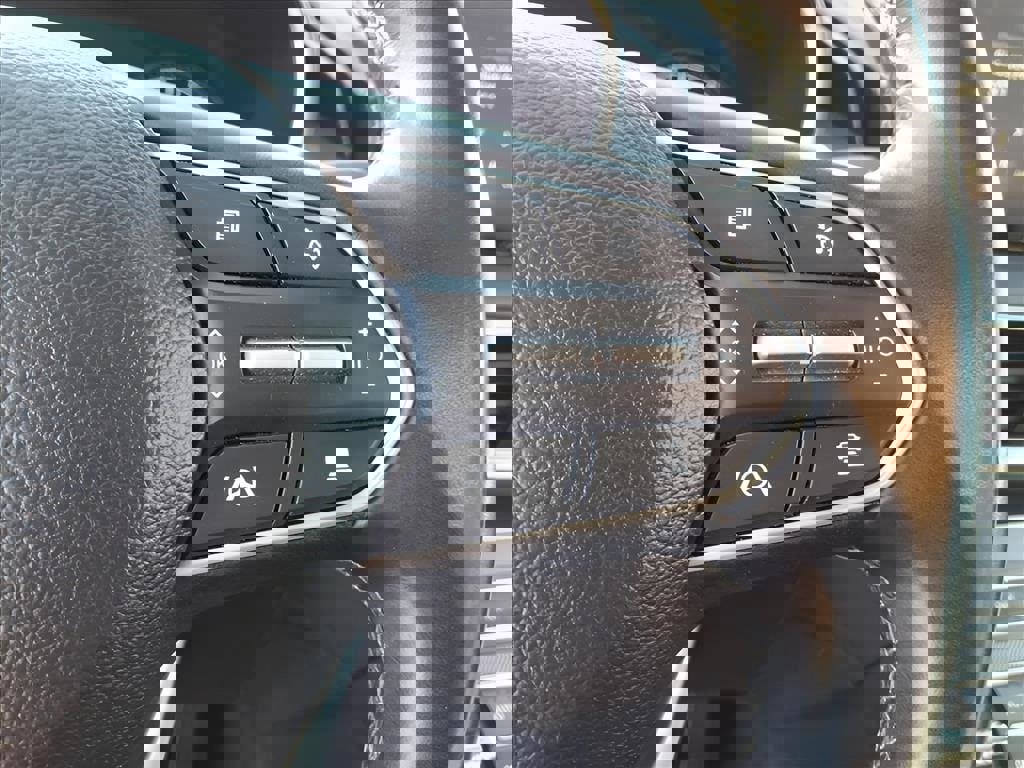 Used 2023 Hyundai Santa Fe SEL image 23