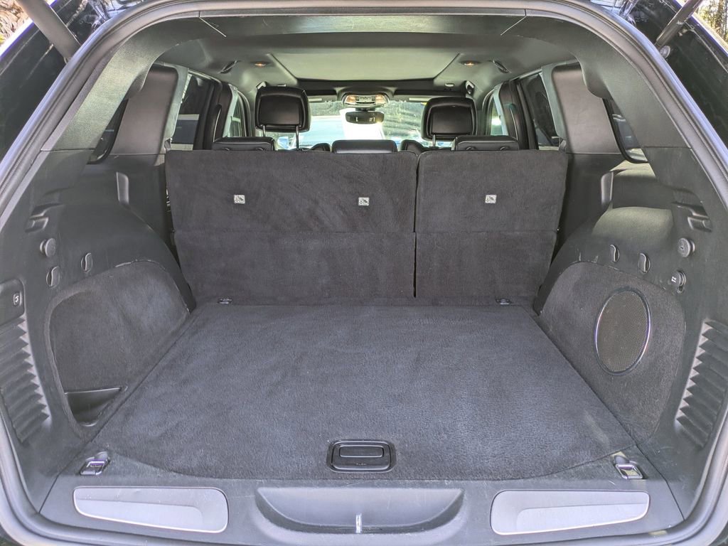 Used 2018 Jeep Grand Cherokee Limited image 13