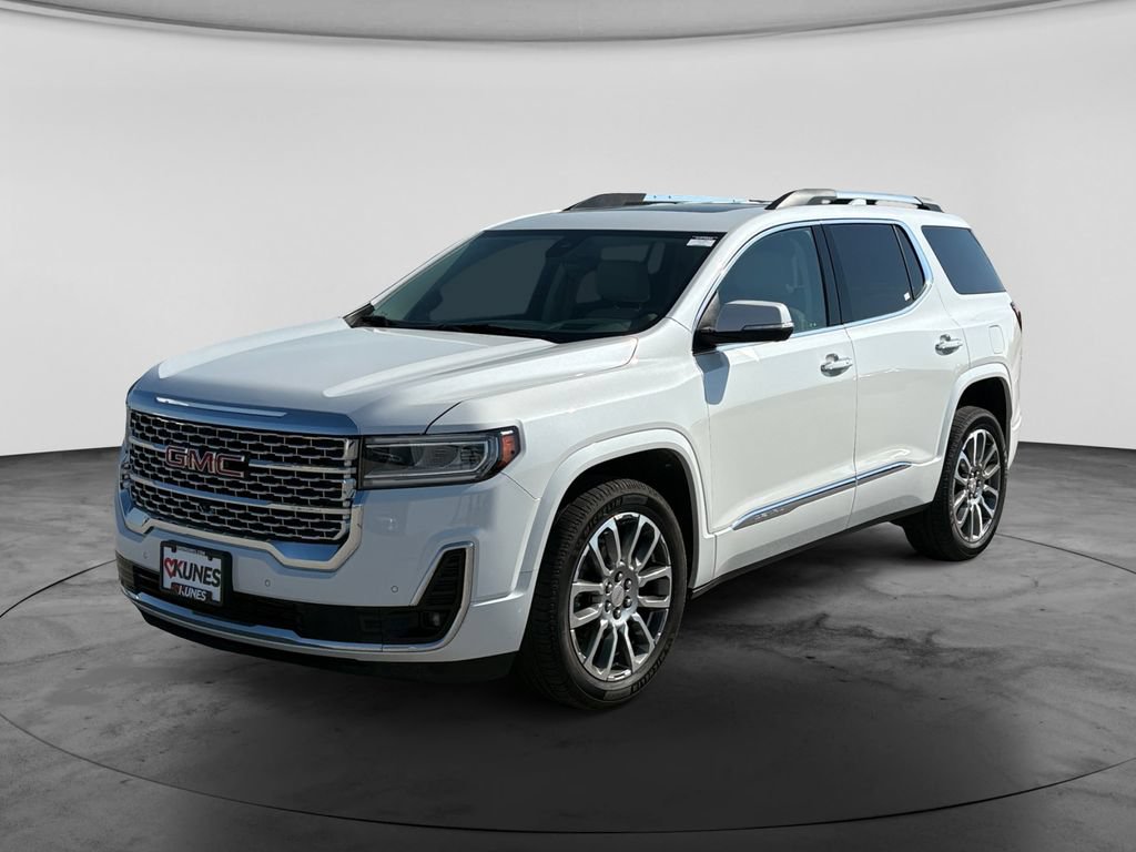 Used 2023 GMC Acadia Denali w/ Denali Ultimate Package AWD/4WD image 4