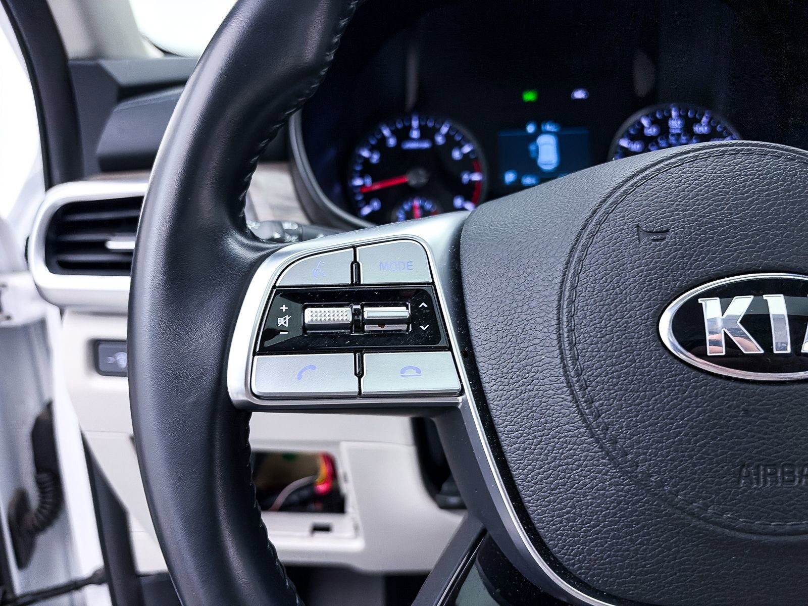 Used 2020 Kia Telluride EX w/ EX Premium Package image 33