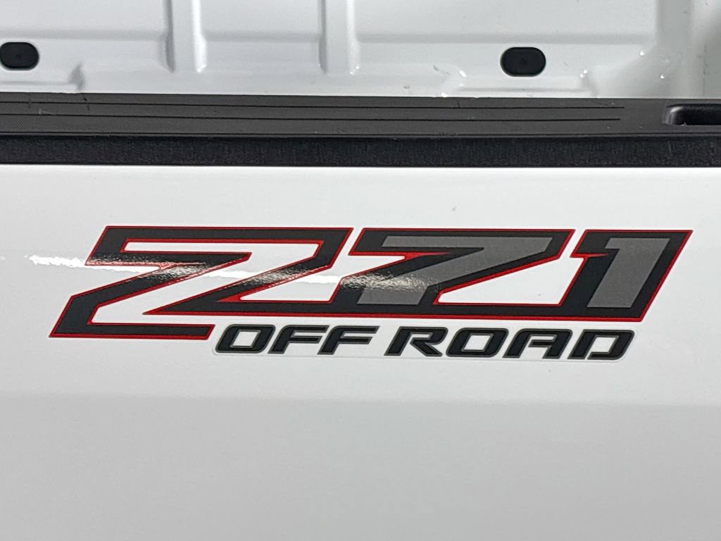 Used 2022 Chevrolet Colorado Z71 AWD/4WD image 23