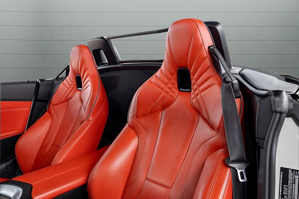 Used 2019 BMW Z4 sDrive30i w/ M Sport Package RWD image 2