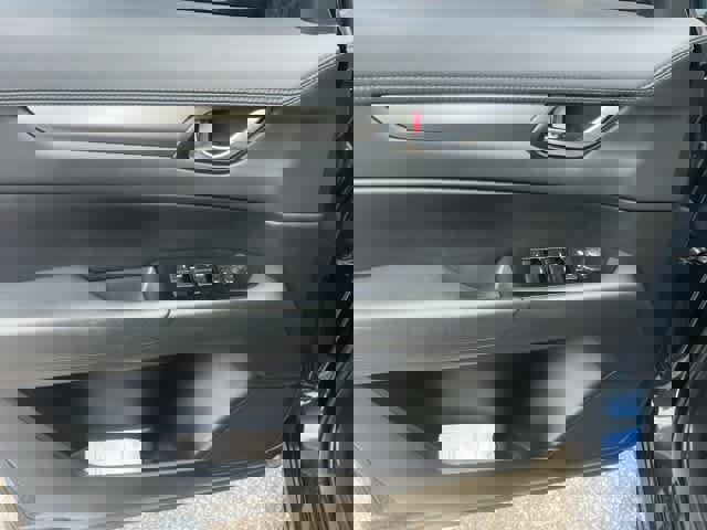 Used 2018 MAZDA CX-5 Touring image 3