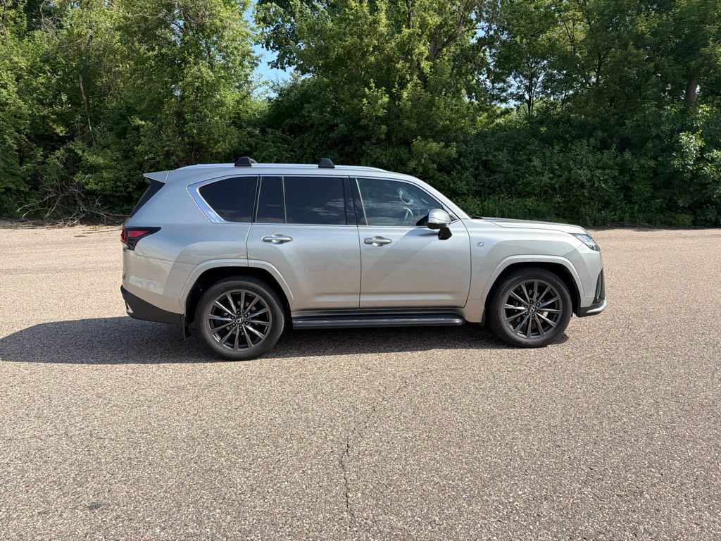 Used 2024 Lexus LX 600 F Sport AWD/4WD image 22