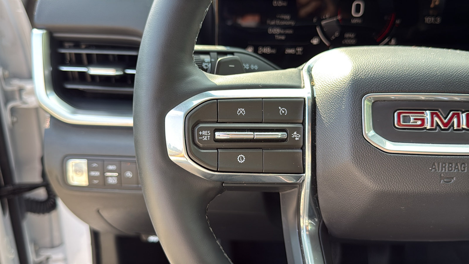 Certified 2026 GMC Terrain Elevation w/ Elevation Premium Package AWD/4WD image 16