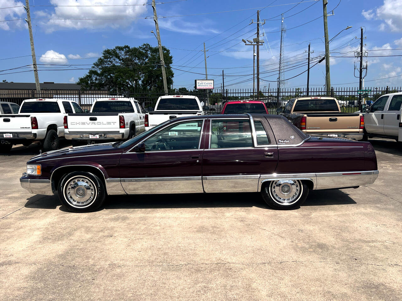 Used 1996 Cadillac Fleetwood Brougham image 3