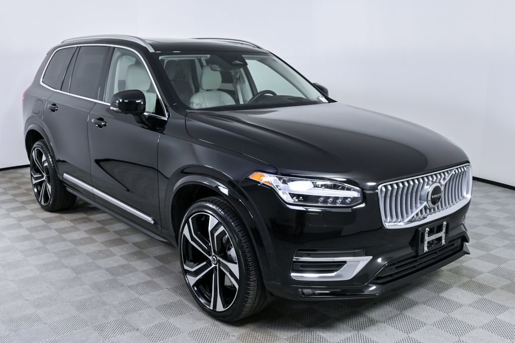 Certified 2024 Volvo XC90 B6 Ultimate w/ Protection Package image 28