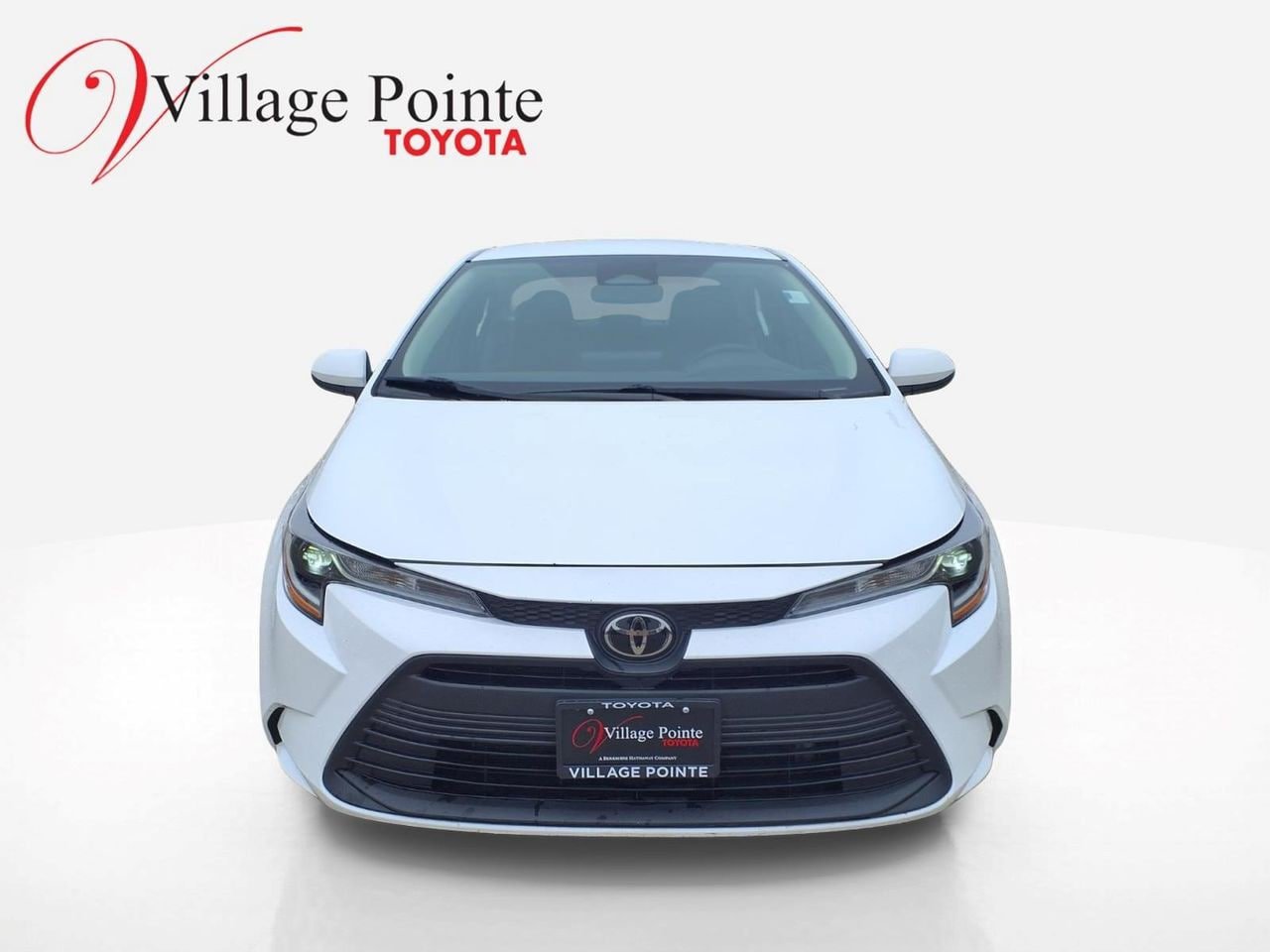 Used 2024 Toyota Corolla LE FWD image 8