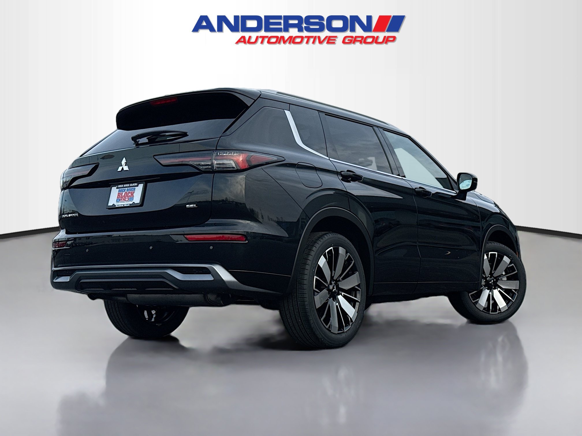 New 2026 Mitsubishi Outlander SEL FWD image 2
