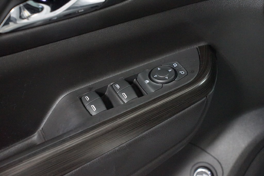 Used 2019 GMC Acadia SLT w/ LPO, Cargo Package FWD image 31