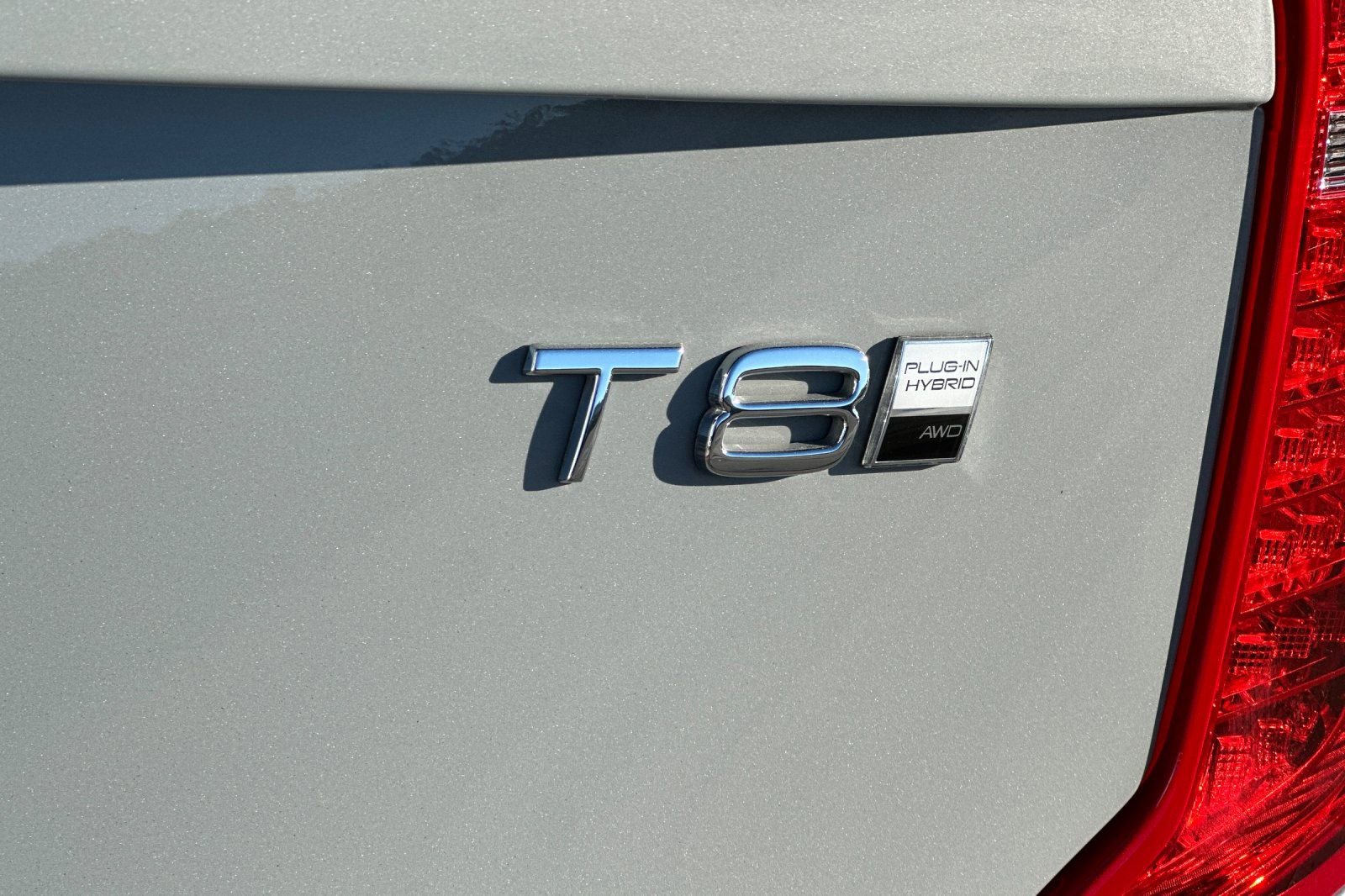 Used 2025 Volvo XC90 T8 Core w/ Climate Package image 13