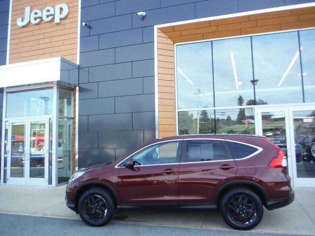 Used 2016 Honda CR-V EX image 2