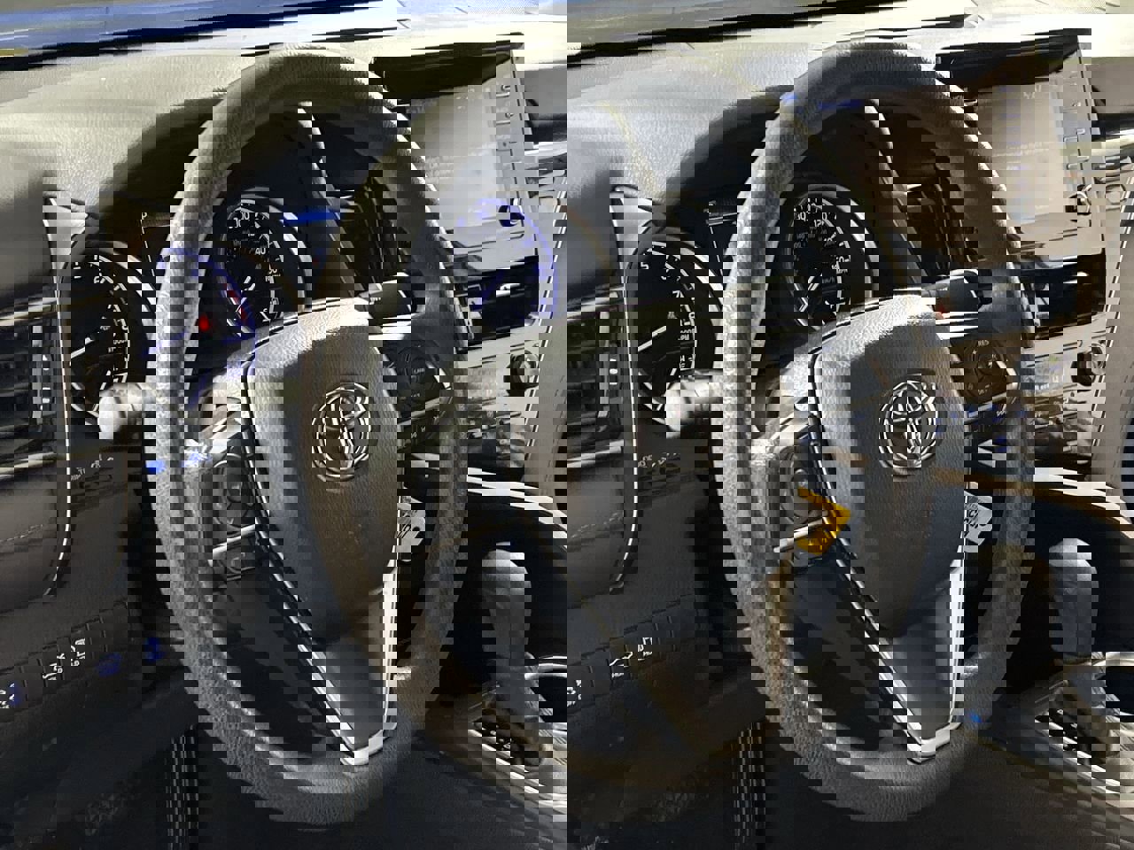 Used 2023 Toyota Camry LE image 14