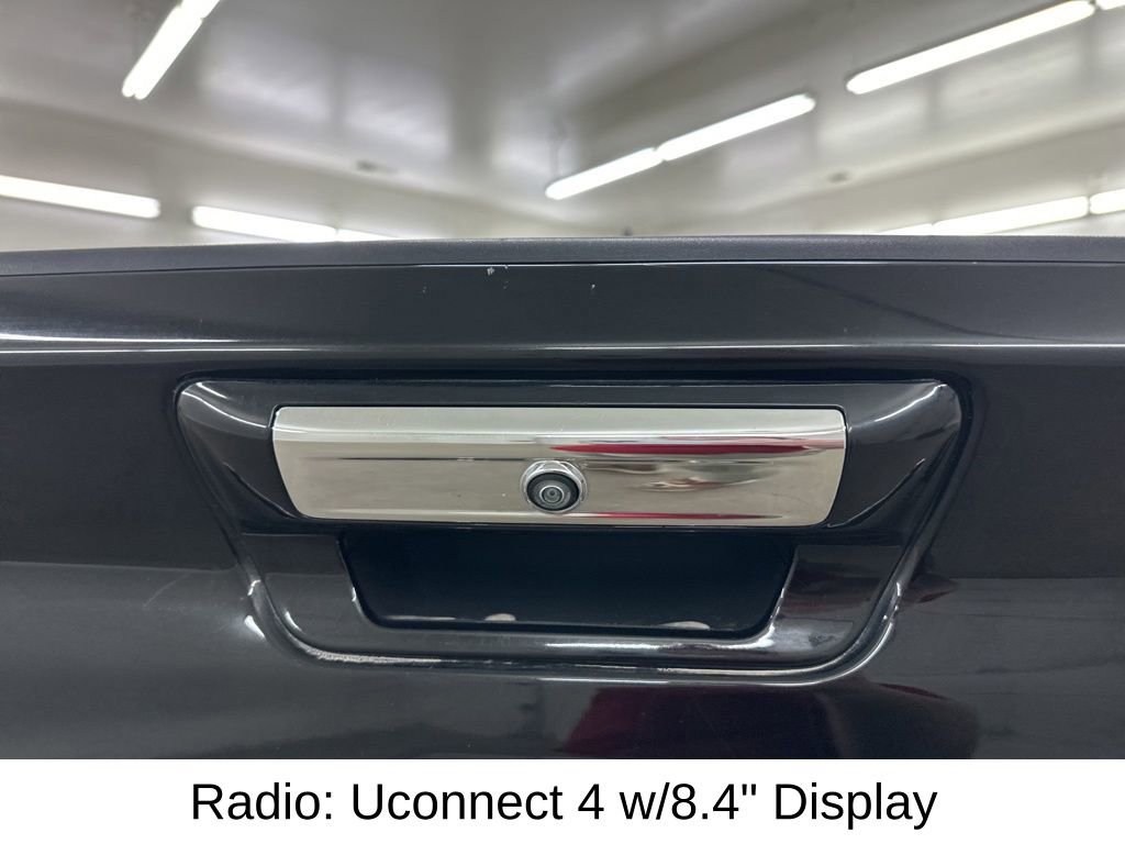 Used 2019 RAM 1500 Laramie image 17