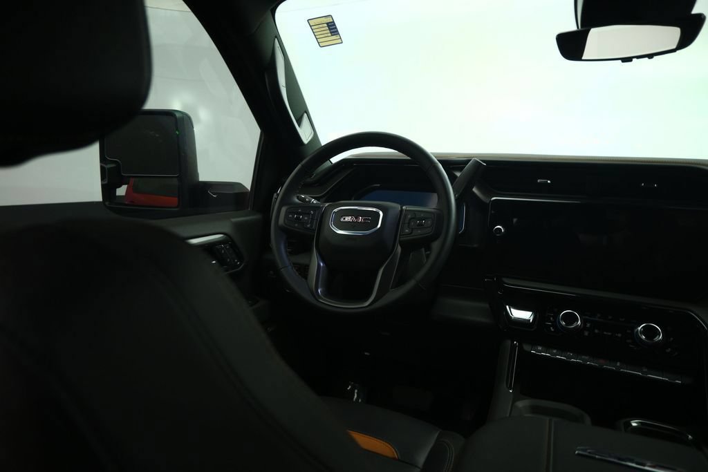 Used 2025 GMC Sierra 2500 AT4 w/ AT4 Premium Plus Package AWD/4WD image 39