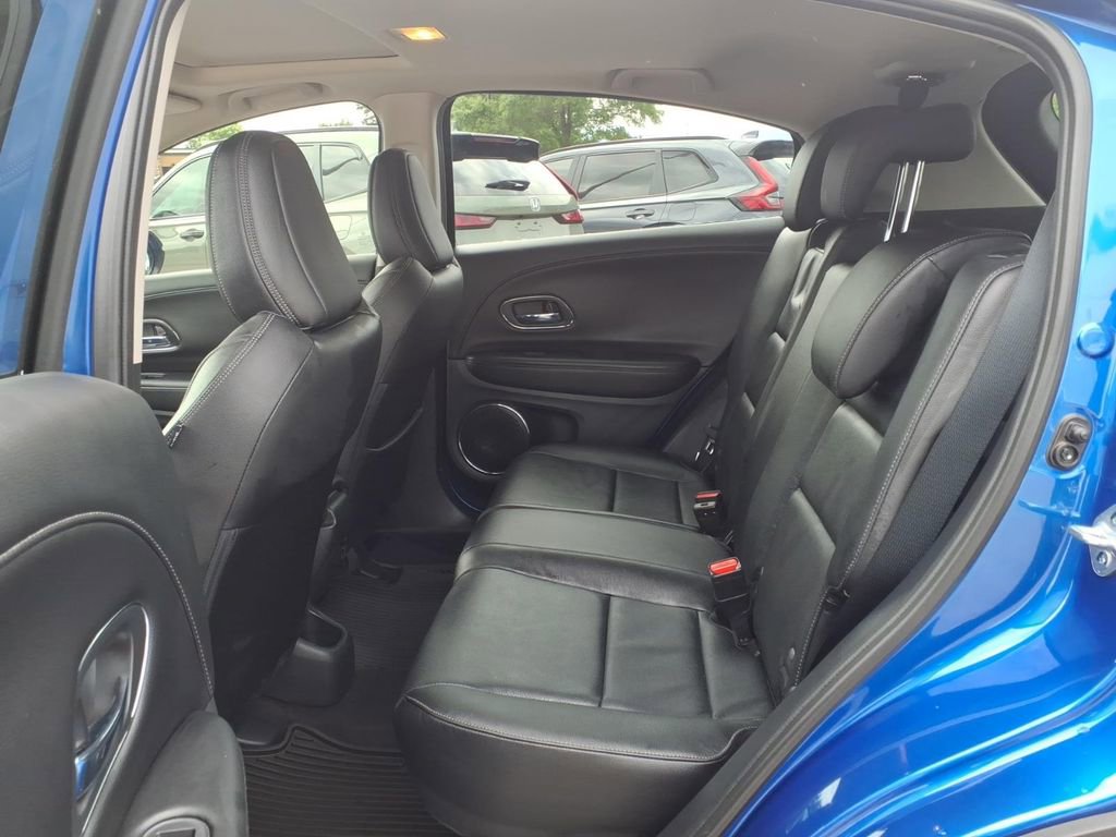 Used 2021 Honda HR-V EX-L image 5