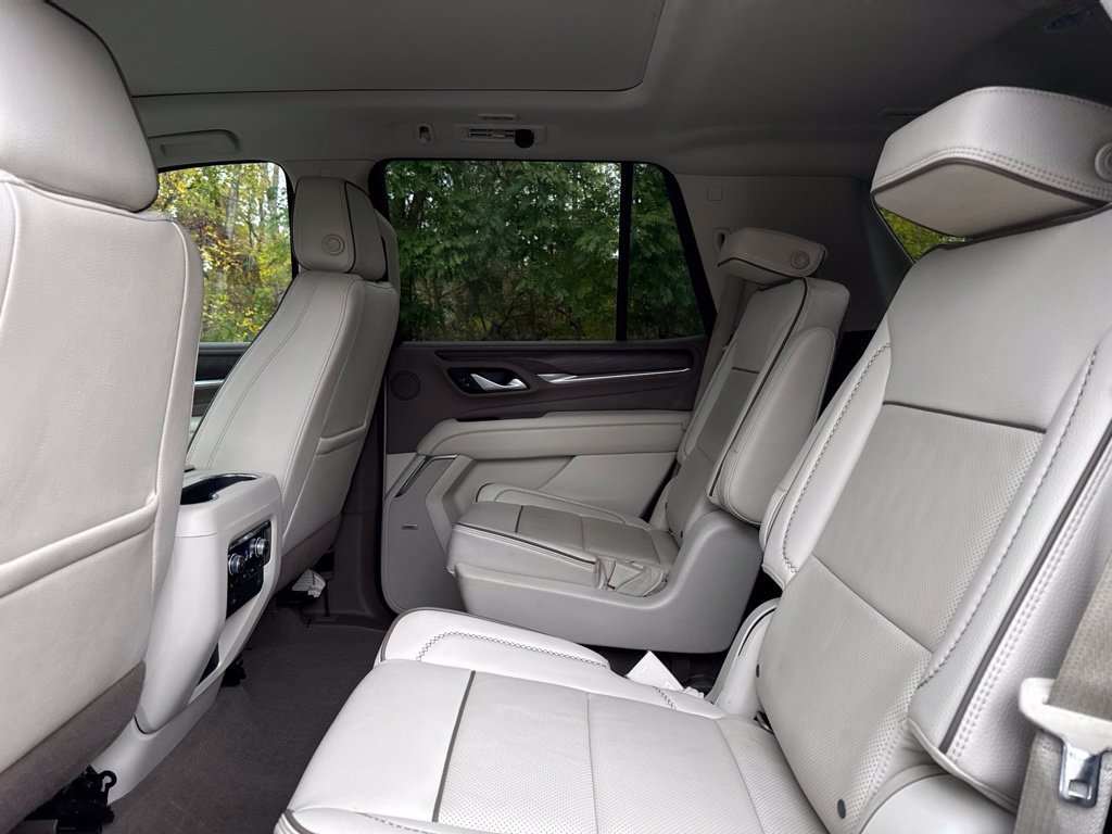 Used 2022 GMC Yukon Denali AWD/4WD image 12