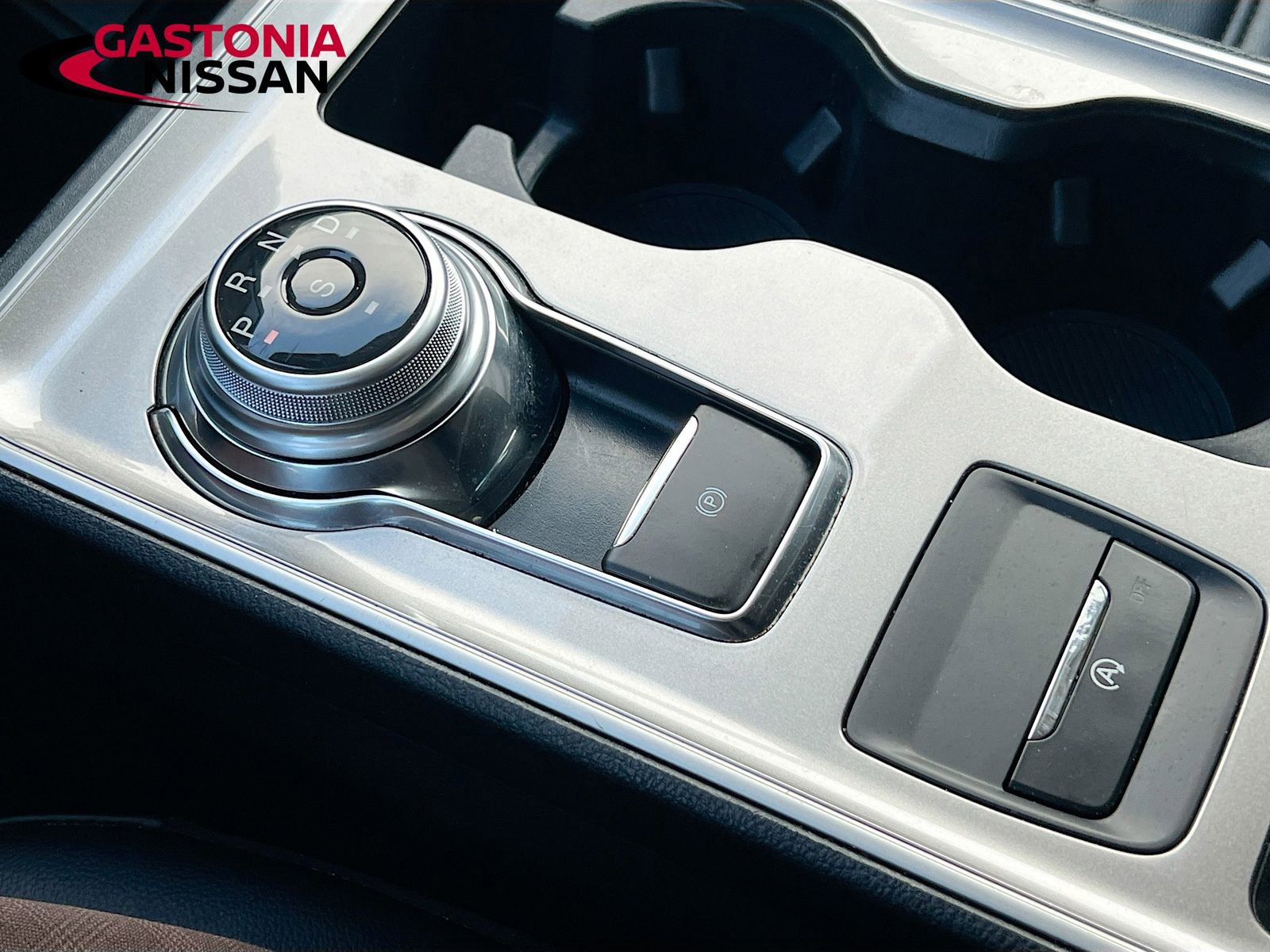 Used 2024 Ford Edge SEL image 21