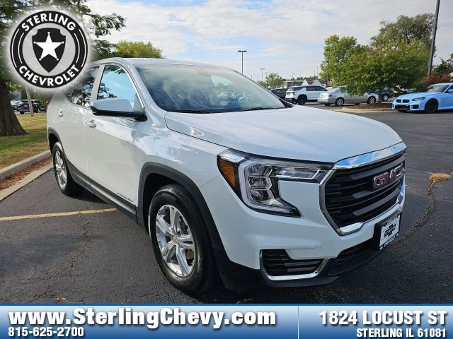 Used 2024 GMC Terrain SLE image 3