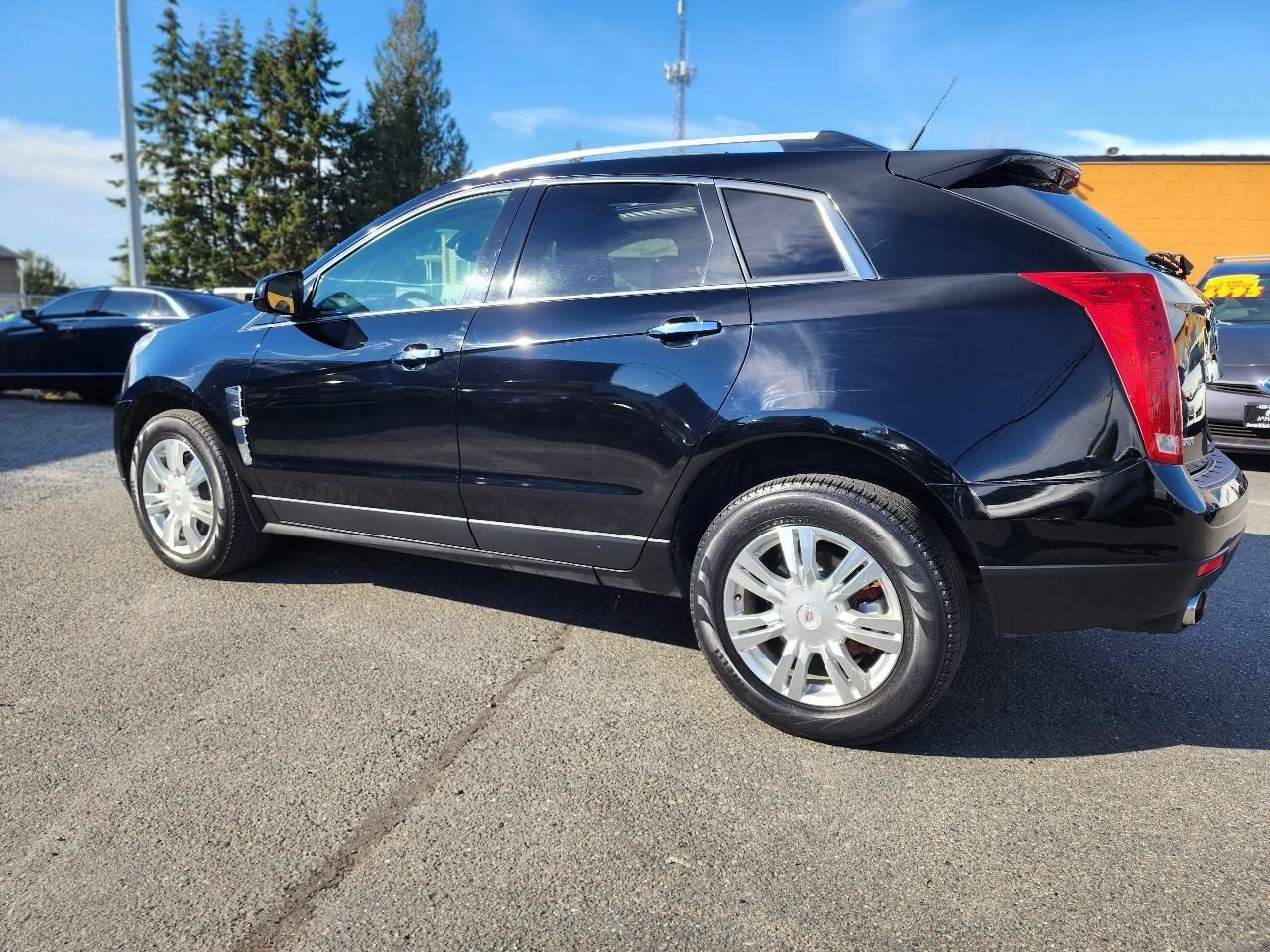 Used 2010 Cadillac SRX Luxury FWD image 8