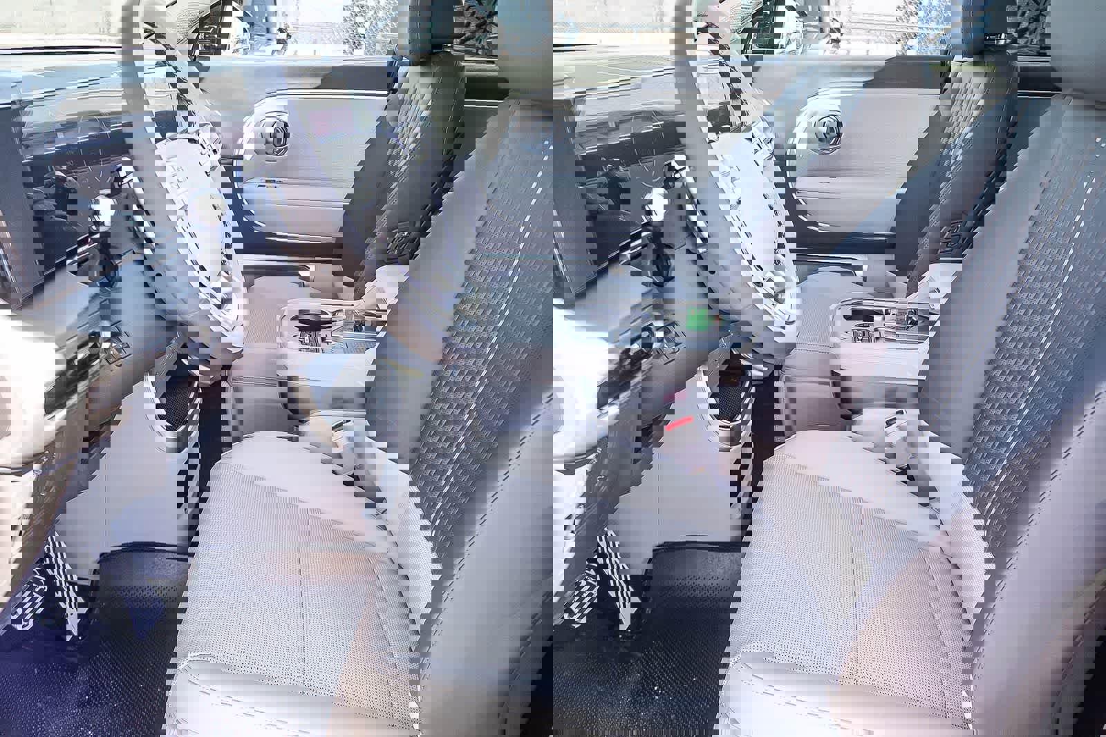 New 2026 Hyundai Ioniq 9 Calligraphy image 23