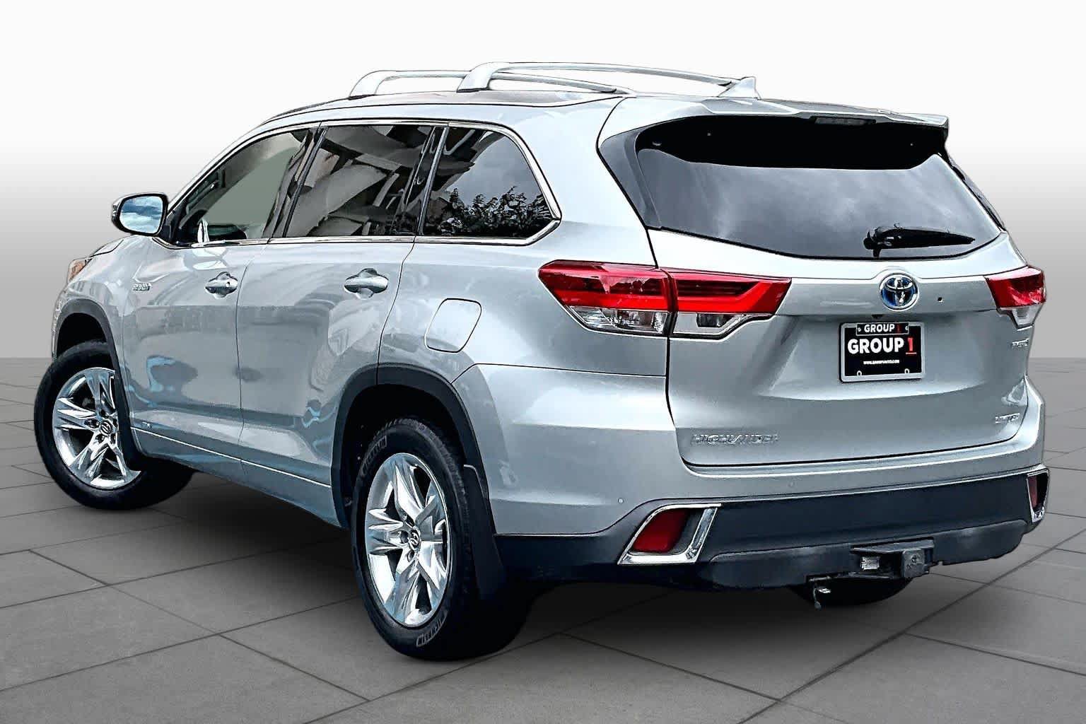 Used 2019 Toyota Highlander Limited AWD/4WD image 12