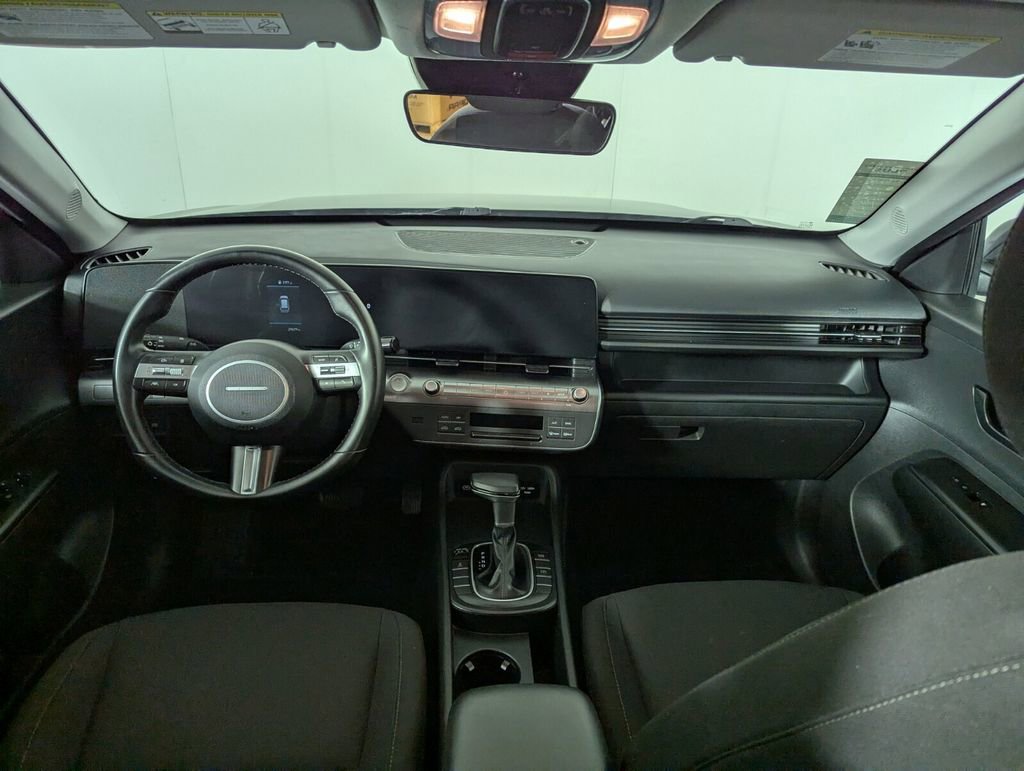 Used 2024 Hyundai Kona SEL image 25