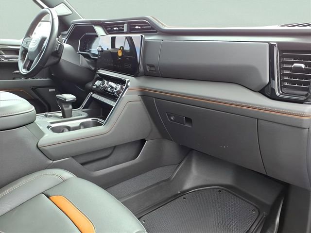 Used 2024 GMC Sierra 1500 AT4 w/ Technology Package image 19