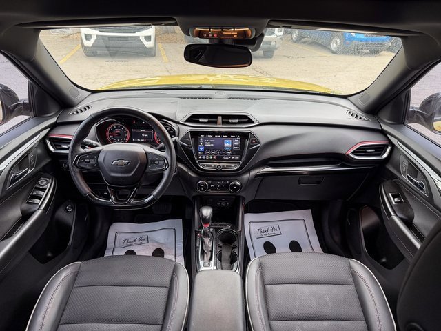 Used 2023 Chevrolet TrailBlazer RS w/ Sun and Liftgate Package image 18