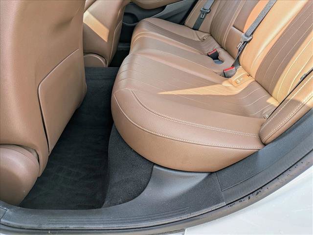 Used 2019 Mercedes-Benz E 300 4MATIC image 19