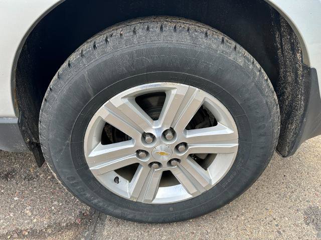 Used 2014 Chevrolet Traverse LT image 12