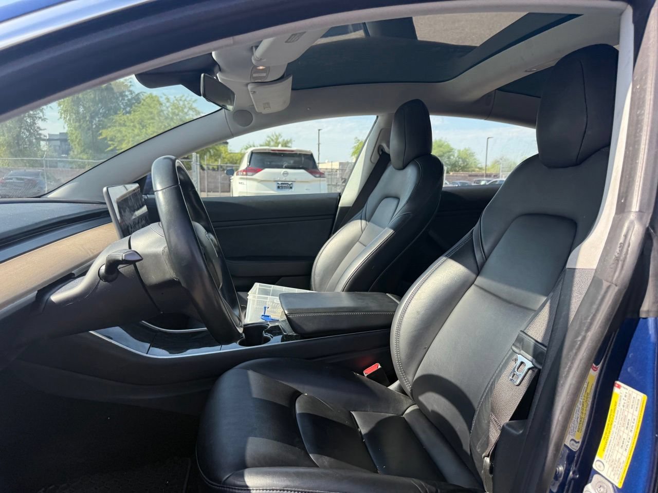 Used 2018 Tesla Model 3 Long Range RWD image 12