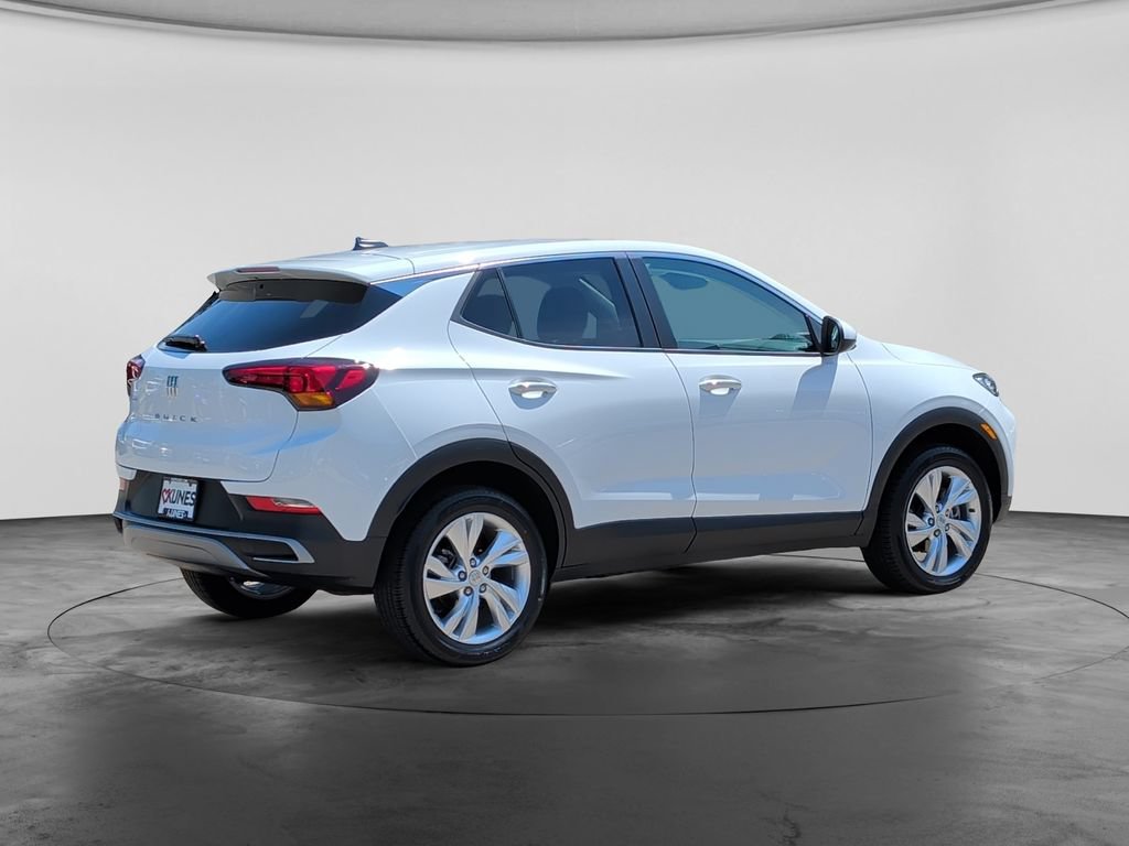 Used 2024 Buick Encore GX Preferred w/ Comfort Package AWD/4WD image 7