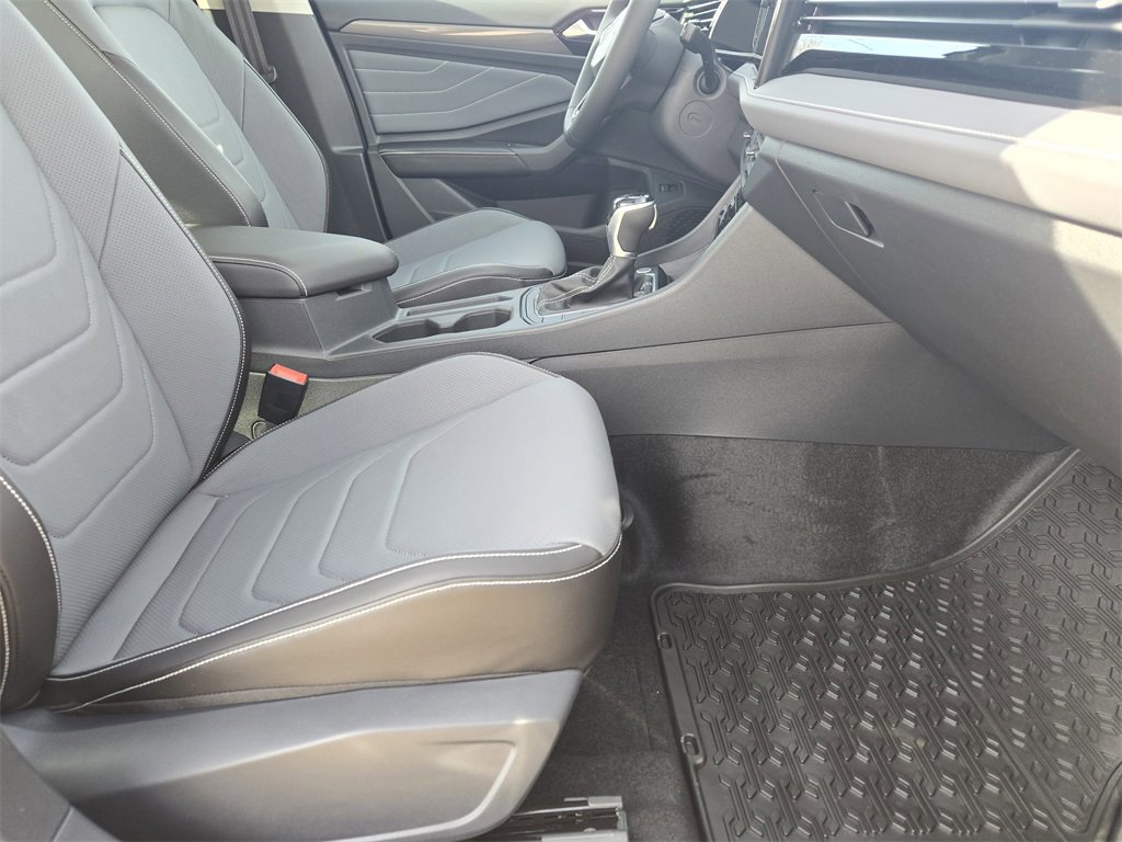 New 2026 Volkswagen Jetta SEL image 11