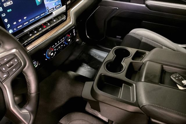 Used 2023 Chevrolet Silverado 1500 LT AWD/4WD image 15