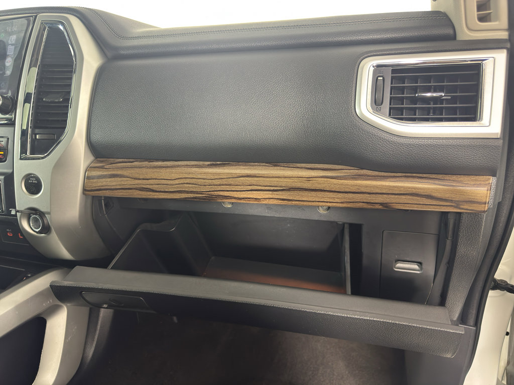 Used 2020 Nissan Titan SL w/ Moonroof Package RWD image 42