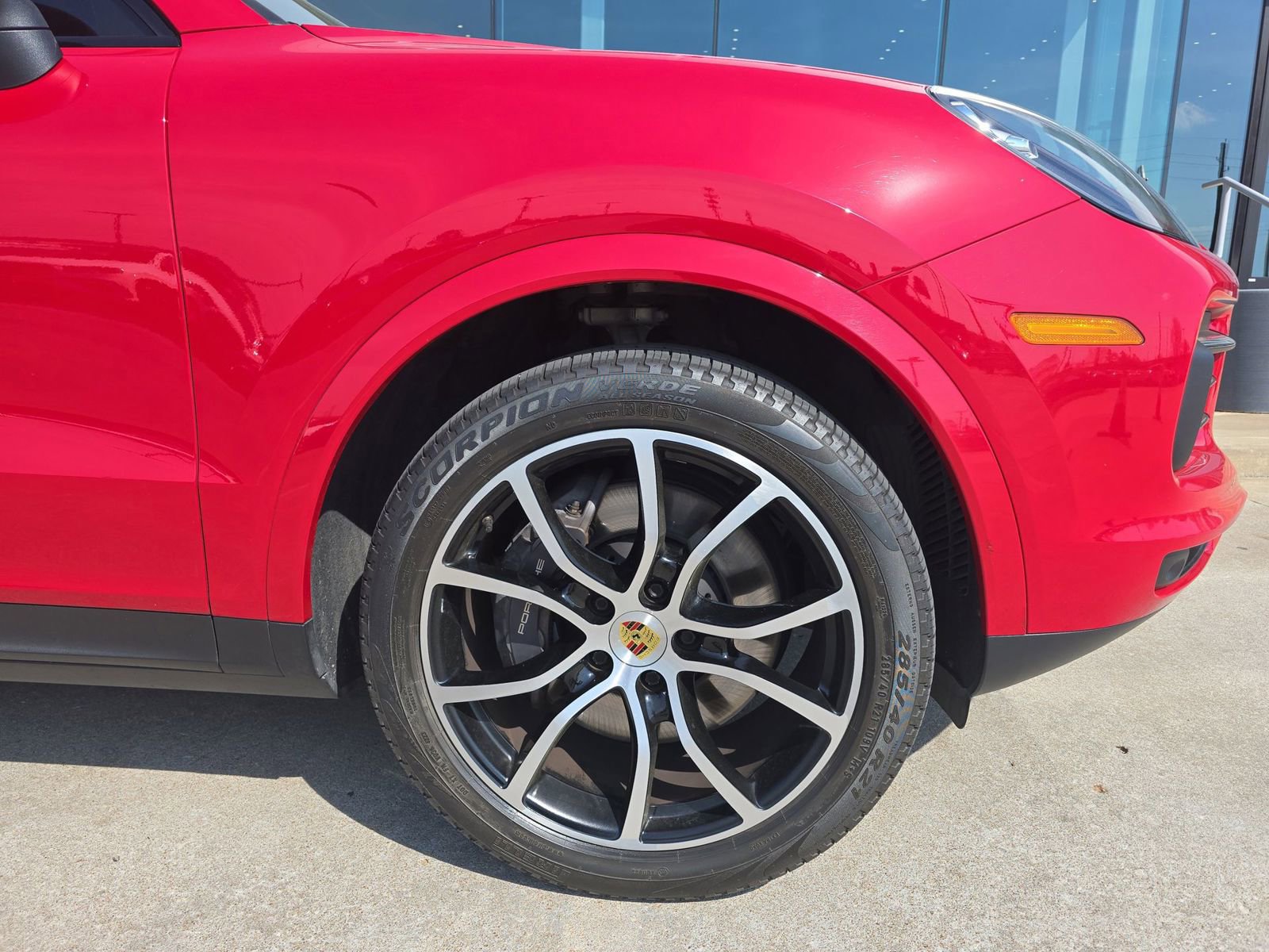 Used 2021 Porsche Cayenne image 11