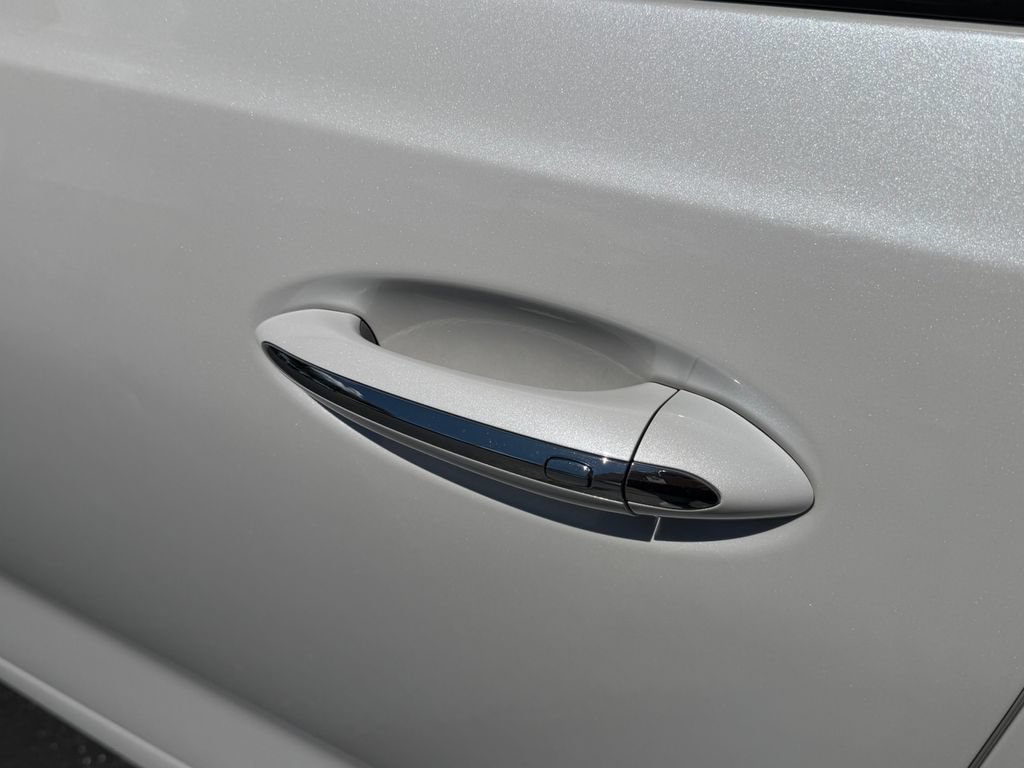 Certified 2023 Buick Encore GX Select w/ Sport Touring Package FWD image 20