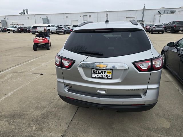 Used 2016 Chevrolet Traverse LT w/ Style and Technology Package image 8