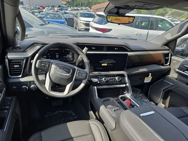 New 2025 GMC Sierra 3500 Denali w/ Denali Reserve Package image 6