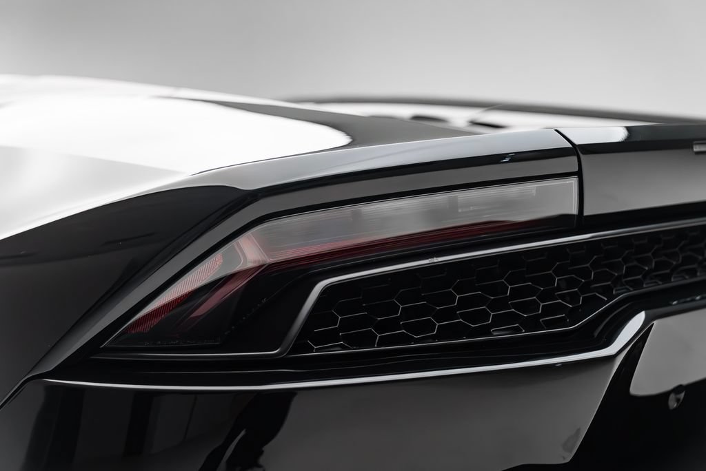 Used 2016 Lamborghini Huracan LP 610-4 AWD/4WD image 40