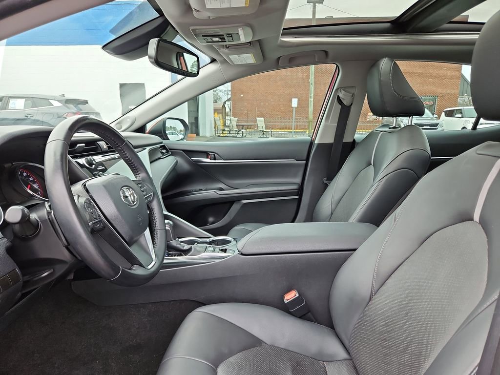 Used 2019 Toyota Camry XSE image 24