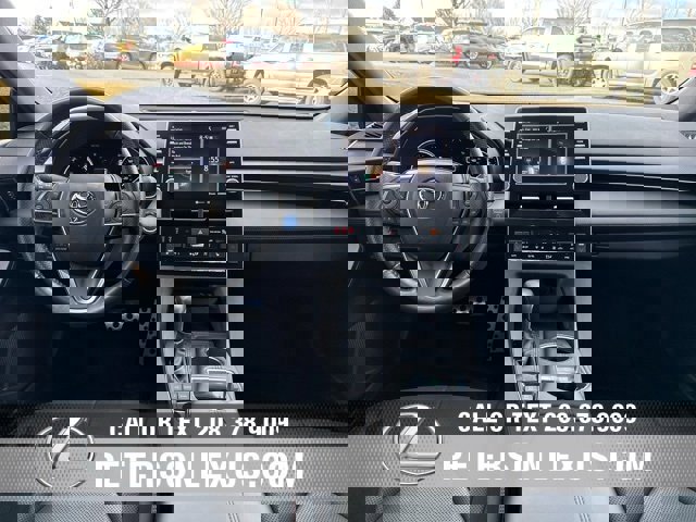 Used 2022 Toyota Avalon XSE image 15