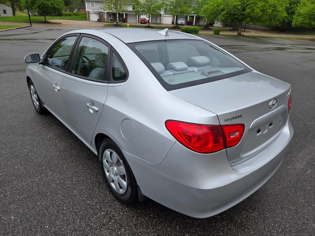 Used 2009 Hyundai Elantra GLS FWD image 6